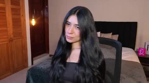 ChloeTurner  online show from April 29, 12:42 pm