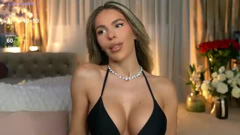 Snapshot of chloevelvetx chatting on July 11, 8:22 pm Chloe online show from July 11, 8:22 pm