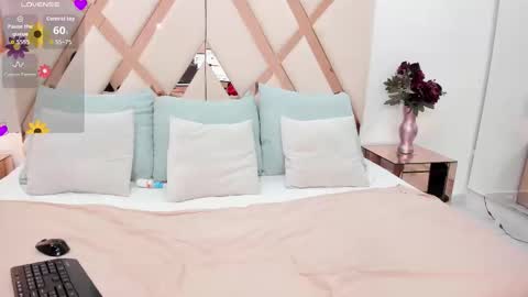 Chloe  online show from October 17, 5:48 pm