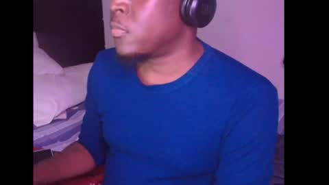 Snapshot of chocdude2877 chatting on July 26, 6:10 am Choc online show from July 26, 6:10 am