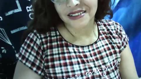 chochohot45 online show from January 4, 1:10 am