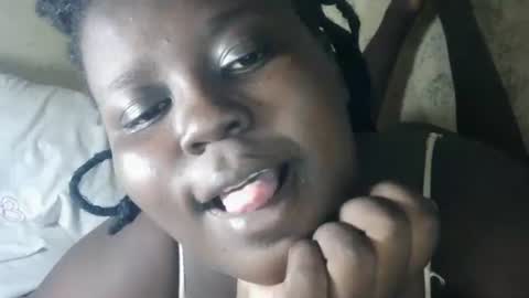 Snapshot of choclate_goddess chatting on November 27, 7:54 am Paula online show from November 27, 7:54 am
