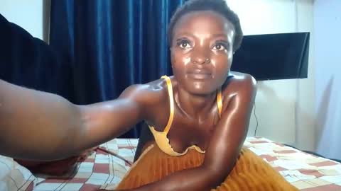 Snapshot of choco_fordaddy chatting on June 7, 1:43 am choco_fordaddy online show from June 7, 1:43 am