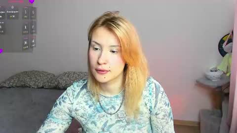 choco_meowx online show from August 4, 8:17 am