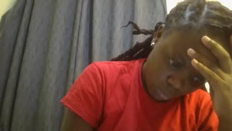 Snapshot of choco_vellvet chatting on June 2, 9:33 am sly online show from June 2, 9:33 am
