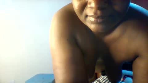 Snapshot of chocobabe002 chatting on November 14, 3:11 pm chocobabe002 online show from November 14, 3:11 pm