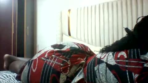 Snapshot of chocobabe002 chatting on November 23, 2:00 am chocobabe002 online show from November 23, 2:00 am