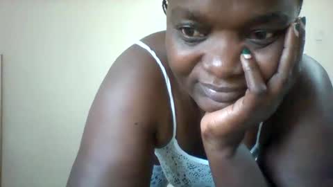 Snapshot of chocobabe002 chatting on December 1, 3:44 am chocobabe002 online show from December 1, 3:44 am