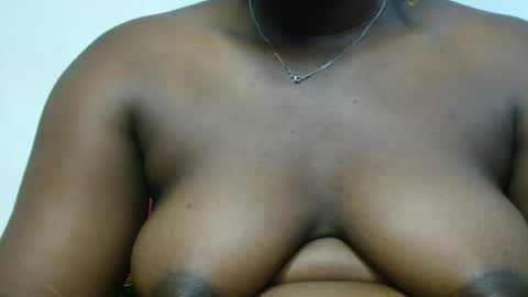 Snapshot of chocolate_ass88 chatting on July 14, 11:27 am chocolate_ass88 online show from July 14, 11:27 am