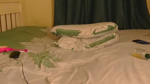 chocolate_candiee online show from March 9, 11:31 pm