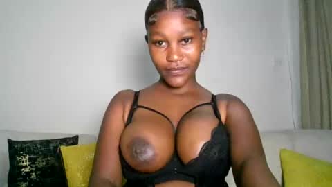 chocolate_divaa online show from July 24, 8:23 am