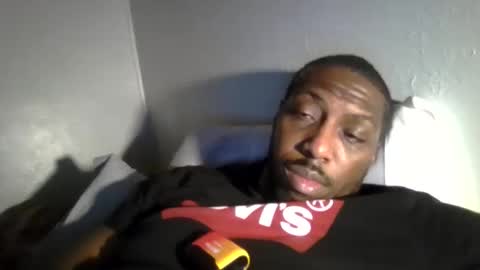 Snapshot of chocolatedilf chatting on December 21, 4:14 pm chocolatedilf online show from December 21, 4:14 pm