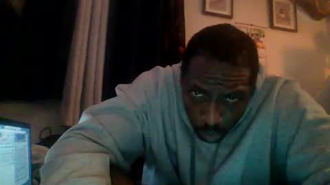 Snapshot of chocolatedilf chatting on January 16, 11:14 am chocolatedilf online show from January 16, 11:14 am