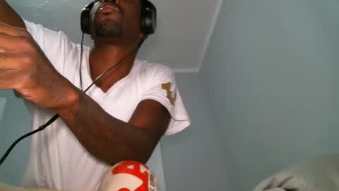 Snapshot of chocolatedolla chatting on January 3, 7:50 pm chocolatedolla online show from January 3, 7:50 pm