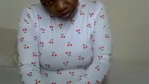 Snapshot of chocolateebonyxo chatting on August 7, 5:09 am Chocolate Ebony online show from August 7, 5:09 am