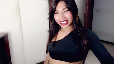 chocolatetriplex online show from May 2, 1:16 pm