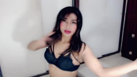 Snapshot of chocolatetriplex chatting on May 13, 6:16 pm chocolatetriplex online show from May 13, 6:16 pm