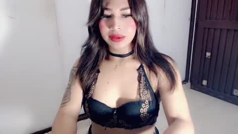 Snapshot of chocolatetriplex chatting on June 1, 3:14 pm chocolatetriplex online show from June 1, 3:14 pm