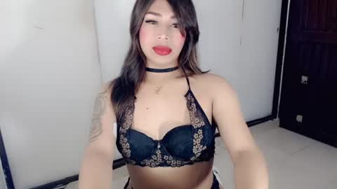 Snapshot of chocolatetriplex chatting on June 16, 2:52 pm chocolatetriplex online show from June 16, 2:52 pm