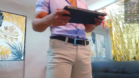 Snapshot of choreythaiylor chatting on March 8, 8:57 pm Chorey Thaylor online show from March 8, 8:57 pm