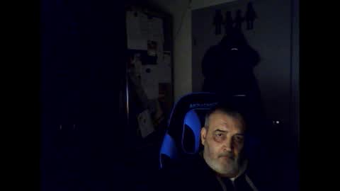 Chris online show from November 1, 8:22 pm