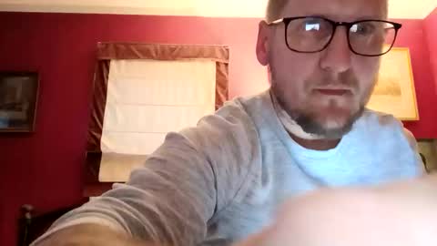 Christopher the Blue-Eye Guy online show from October 26, 10:25 pm