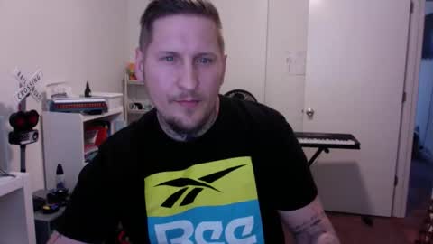 Christopher the Blue-Eye Guy online show from April 27, 2:59 pm