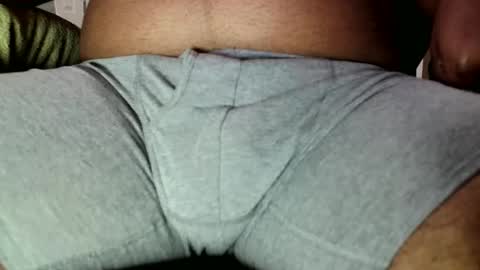 Snapshot of chris4u4fun chatting on October 27, 4:33 pm Chris4u4fun online show from October 27, 4:33 pm