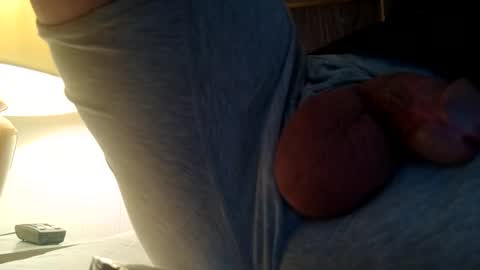 Snapshot of chris817125 chatting on June 8, 6:36 am Couple online show from June 8, 6:36 am