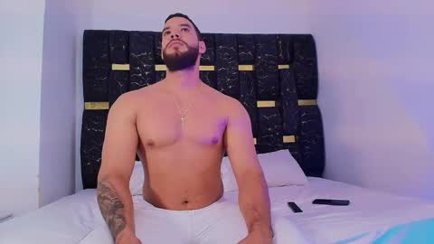 Chris B online show from November 24, 6:07 pm