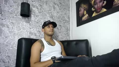 Snapshot of chris_dick2 chatting on July 28, 4:16 pm chris_dick2 online show from July 28, 4:16 pm