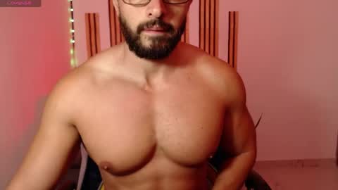 cris         Twitter magnum101010 insta magnumc20 online show from May 2, 5:40 pm