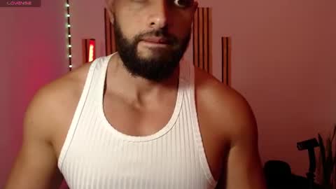 Snapshot of chris_magnum_ chatting on July 5, 10:39 pm cris Twitter magnum101010 insta magnumc20 online show from July 5, 10:39 pm
