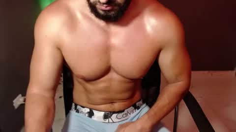 Snapshot of chris_magnum_ chatting on July 24, 4:49 pm cris Twitter magnum101010 insta magnumc20 online show from July 24, 4:49 pm