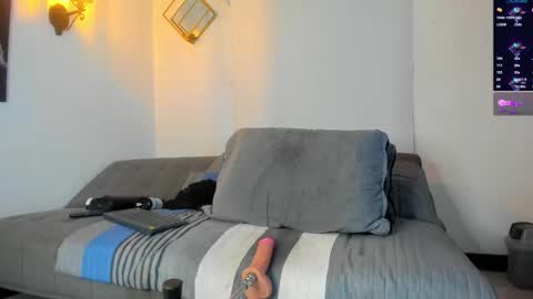 chris_milleer online show from March 16, 4:29 am