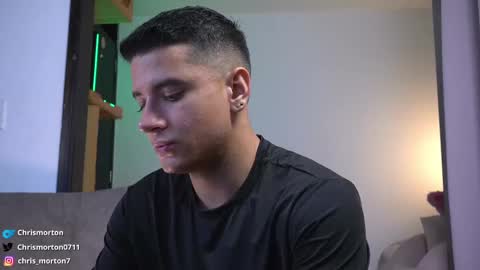 Snapshot of chris_morton chatting on March 1, 4:26 am chris_morton online show from March 1, 4:26 am