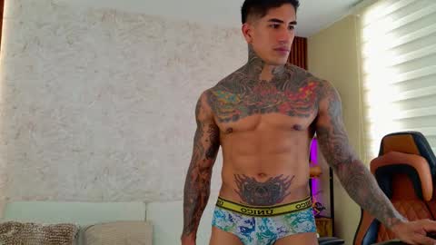 chris reilly online show from December 5, 1:20 pm