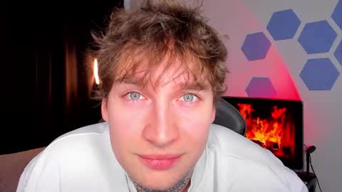 Chris Tyson online show from November 24, 8:36 am