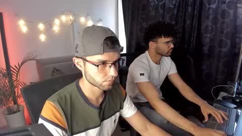 Im Chirs IM MODEL INDEPENDT online show from January 18, 10:28 pm