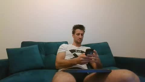 Snapshot of chrisaron chatting on February 24, 3:12 am chrisaron online show from February 24, 3:12 am