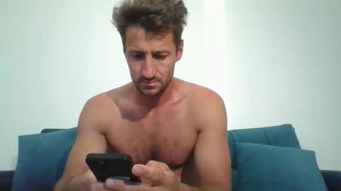 Snapshot of chrisaron chatting on May 28, 3:15 am chrisaron online show from May 28, 3:15 am