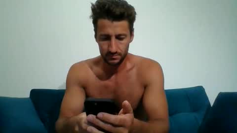 Snapshot of chrisaron chatting on June 2, 3:08 am chrisaron online show from June 2, 3:08 am