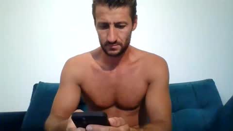Snapshot of chrisaron chatting on July 28, 3:13 am chrisaron online show from July 28, 3:13 am