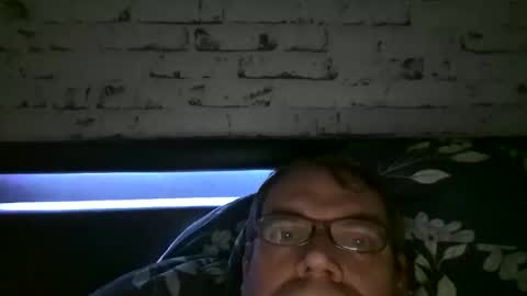 Snapshot of chrisberlin246 chatting on November 1, 11:18 pm chrisberlin246 online show from November 1, 11:18 pm