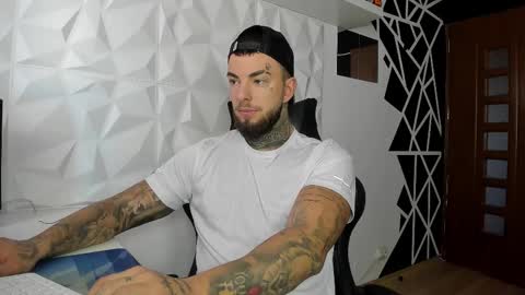 Chris Jordan online show from October 25, 8:00 am