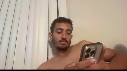 Snapshot of chrislover2125 chatting on May 4, 5:14 am chrislover2125 online show from May 4, 5:14 am