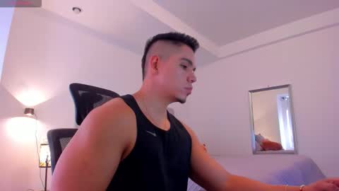 chrismorgan24 online show from October 8, 4:04 pm