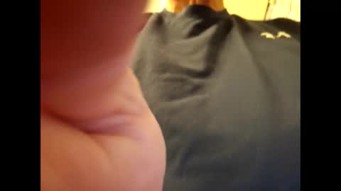 Snapshot of chrispycum chatting on February 18, 3:21 am Chris online show from February 18, 3:21 am