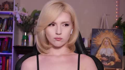 chriss_foxx online show from May 2, 3:50 pm