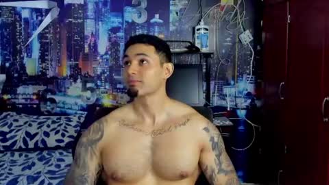 Chriss Stewart online show from June 13, 2:31 am